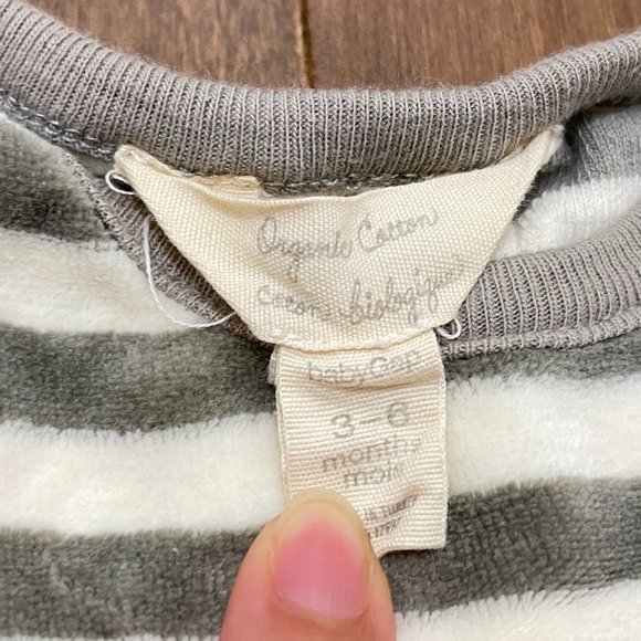 11 Piece Baby Boy Bundle - One Piece, Bodysuits (3-6months, 3months) - Picture 11 of 16